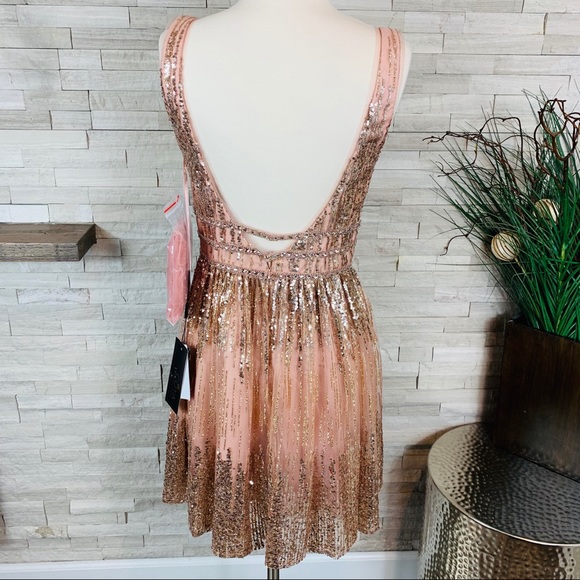 Coya Collection NWT Small Formal Rose Gold Dress - Picture 6 of 12